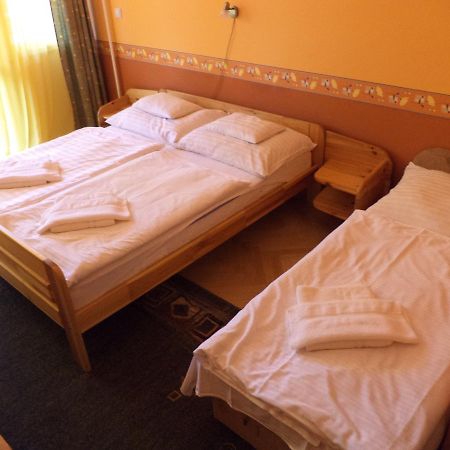 Touring Hotel Berekfürdő Екстериор снимка